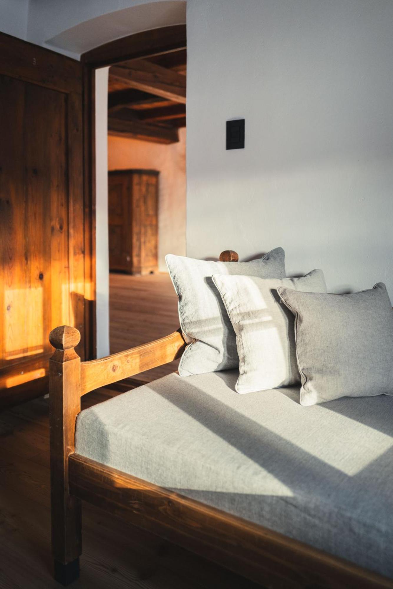 Ansitz Heufler Hotel Rasun di Sopra Exterior foto